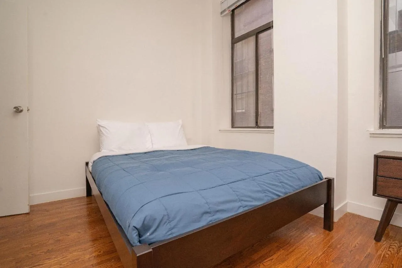 Near Empire State 30 Day Rentals New York United States
